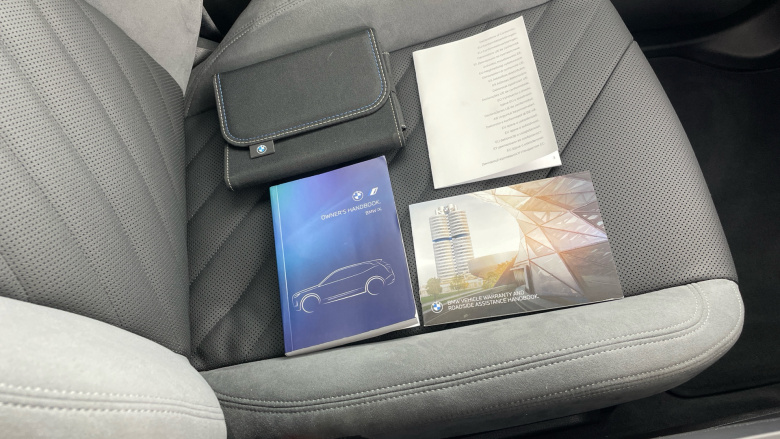 BMW iX 300kW xDrive45 M Sport 101kWh 5dr Auto Electric Estate